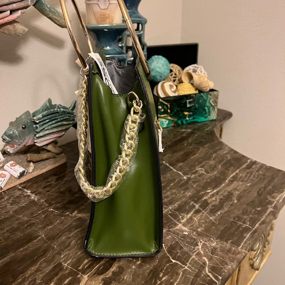 NWT Isabelle Vegan Ash-Green Handbag - Picture 4 of 5